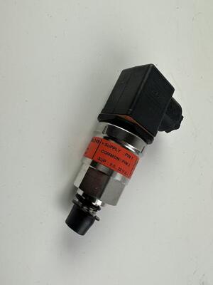 B240600000249 pressure sensor Sany Reach Stacker Parts